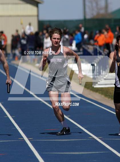 Thumbnail 2 in Bulldog Invitational photogallery.