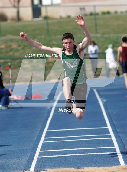 Thumbnail 2 in Bulldog Invitational photogallery.