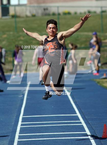 Thumbnail 2 in Bulldog Invitational photogallery.