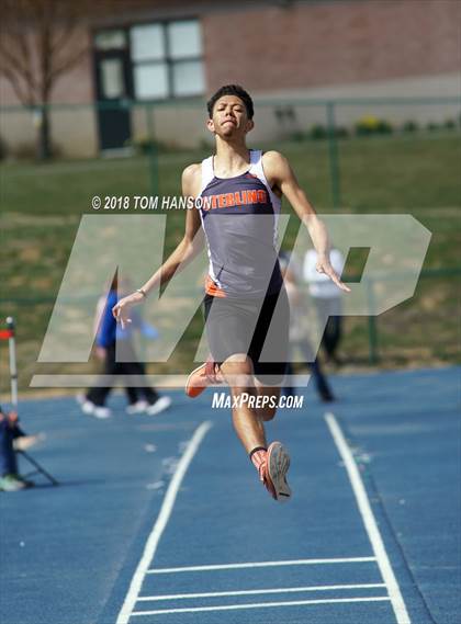 Thumbnail 2 in Bulldog Invitational photogallery.