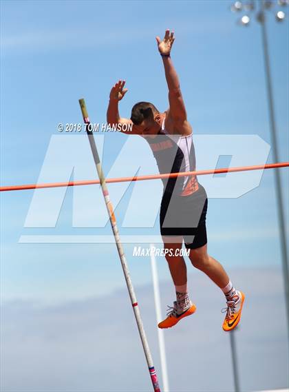 Thumbnail 1 in Bulldog Invitational photogallery.