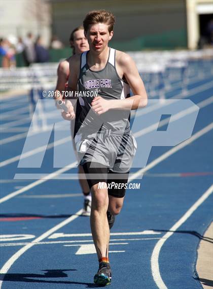 Thumbnail 2 in Bulldog Invitational photogallery.