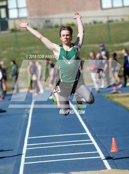Thumbnail 3 in Bulldog Invitational photogallery.