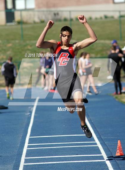 Thumbnail 3 in Bulldog Invitational photogallery.