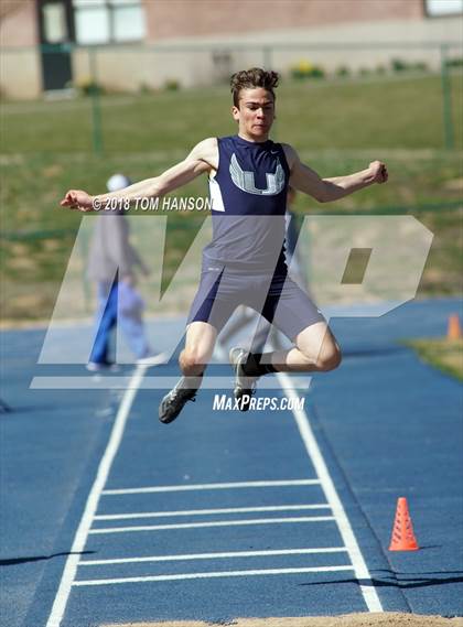 Thumbnail 2 in Bulldog Invitational photogallery.