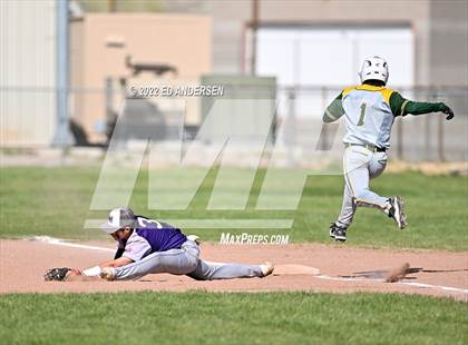 Thumbnail 2 in Battle Mountain @ Yerington (Game 1) photogallery.