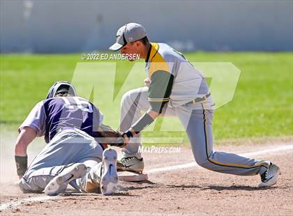 Thumbnail 3 in Battle Mountain @ Yerington (Game 1) photogallery.
