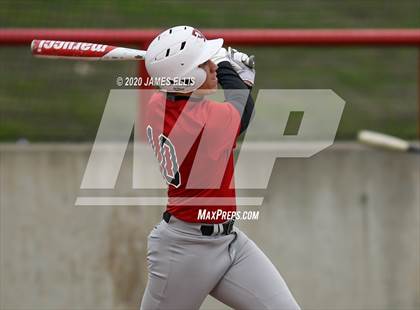 Thumbnail 1 in Lorena vs. West (Scrimmage) photogallery.