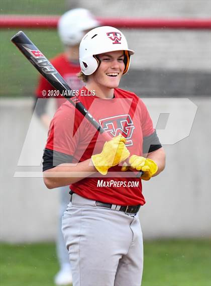 Thumbnail 2 in Lorena vs. West (Scrimmage) photogallery.