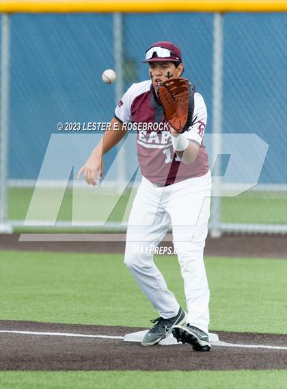 Thumbnail 2 in Alexander @ Pharr-San Juan-Alamo (UIL 6A Area Playoffs) photogallery.
