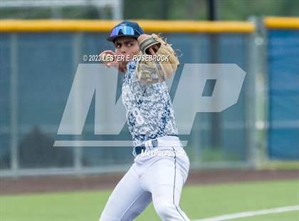 Thumbnail 1 in Alexander @ Pharr-San Juan-Alamo (UIL 6A Area Playoffs) photogallery.
