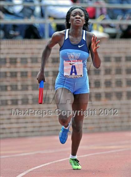 Thumbnail 2 in Penn Relays (4x800 Final) photogallery.