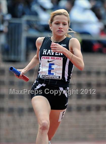 Thumbnail 2 in Penn Relays (4x800 Final) photogallery.