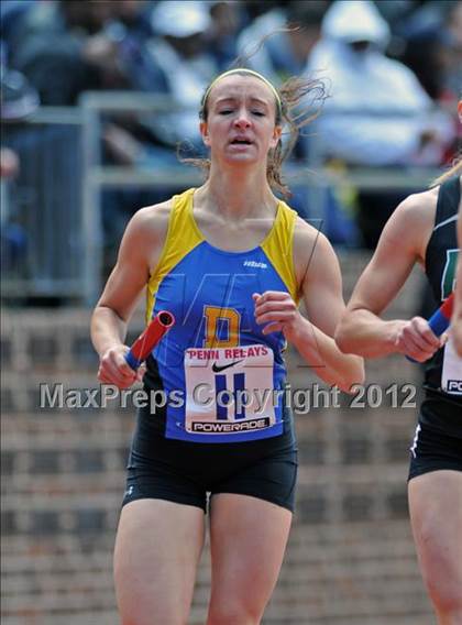Thumbnail 1 in Penn Relays (4x800 Final) photogallery.