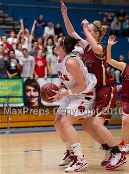 Thumbnail 1 in Springville vs Mountain View (Utah 4A Quarterfinal) photogallery.