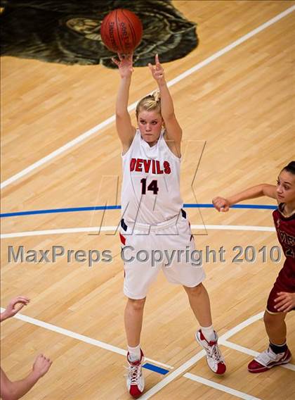 Thumbnail 2 in Springville vs Mountain View (Utah 4A Quarterfinal) photogallery.