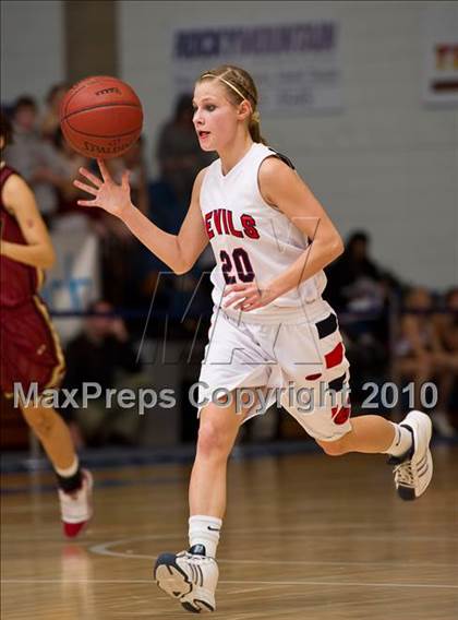 Thumbnail 3 in Springville vs Mountain View (Utah 4A Quarterfinal) photogallery.