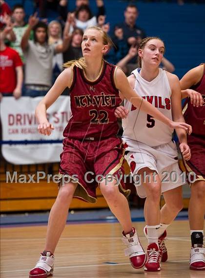 Thumbnail 1 in Springville vs Mountain View (Utah 4A Quarterfinal) photogallery.