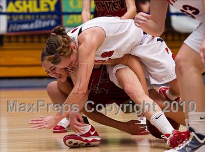 Thumbnail 3 in Springville vs Mountain View (Utah 4A Quarterfinal) photogallery.