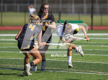 Thumbnail 3 in Sachem North vs William Floyd (D1 Round 1 Playoffs) photogallery.