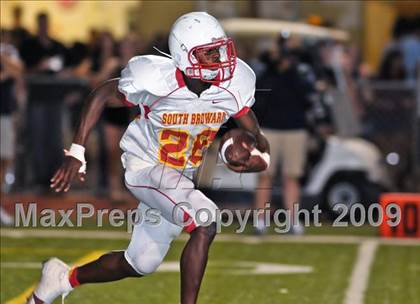 Thumbnail 2 in South Broward @ Aquinas photogallery.