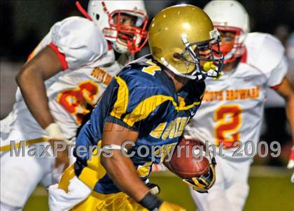Thumbnail 1 in South Broward @ Aquinas photogallery.