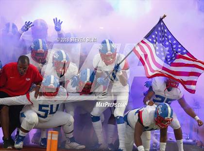 Thumbnail 1 in Cathedral Catholic vs. Serra Gardena (Honor Bowl) photogallery.