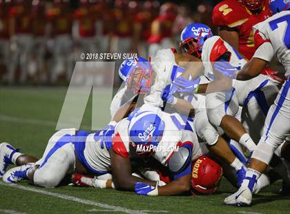 Thumbnail 1 in Cathedral Catholic vs. Serra Gardena (Honor Bowl) photogallery.