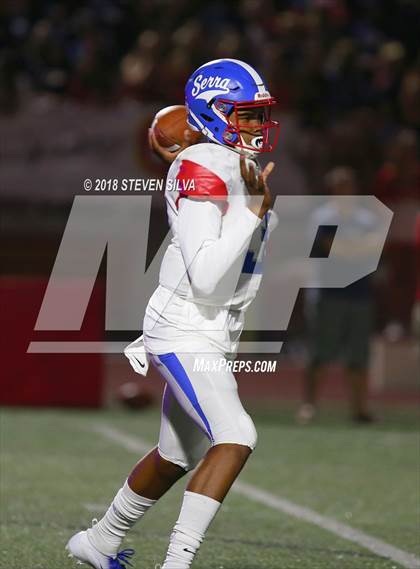 Thumbnail 1 in Cathedral Catholic vs. Serra Gardena (Honor Bowl) photogallery.