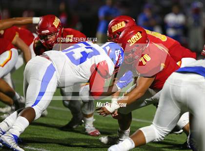 Thumbnail 3 in Cathedral Catholic vs. Serra Gardena (Honor Bowl) photogallery.
