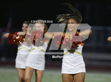 Thumbnail 2 in Cathedral Catholic vs. Serra Gardena (Honor Bowl) photogallery.