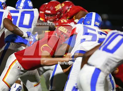 Thumbnail 2 in Cathedral Catholic vs. Serra Gardena (Honor Bowl) photogallery.