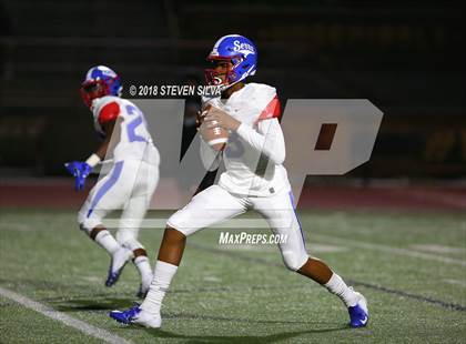 Thumbnail 1 in Cathedral Catholic vs. Serra Gardena (Honor Bowl) photogallery.