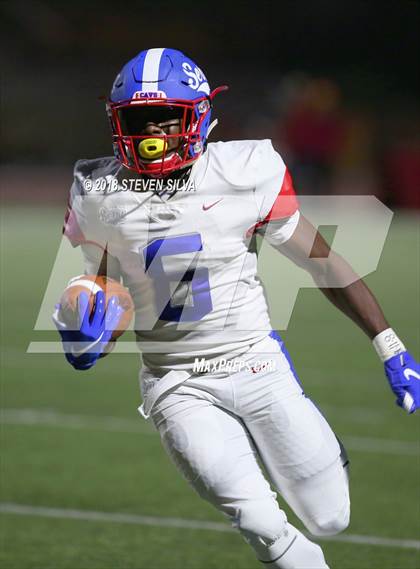 Thumbnail 1 in Cathedral Catholic vs. Serra Gardena (Honor Bowl) photogallery.