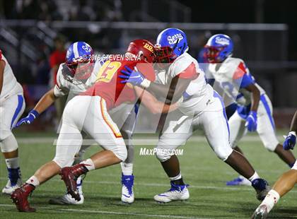 Thumbnail 1 in Cathedral Catholic vs. Serra Gardena (Honor Bowl) photogallery.