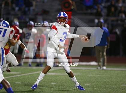 Thumbnail 1 in Cathedral Catholic vs. Serra Gardena (Honor Bowl) photogallery.
