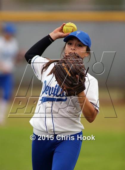 Thumbnail 1 in Empire v Sunnyside (Tucson Badger Invitational) photogallery.