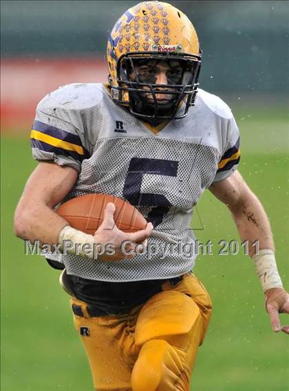 Thumbnail 2 in Madison vs. Escalon (CIF State D3 Final) photogallery.