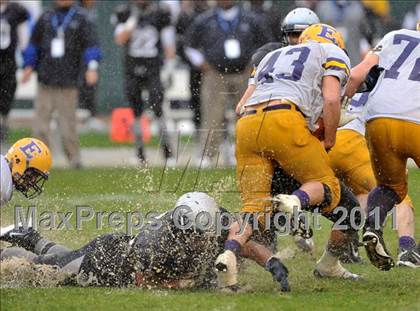 Thumbnail 2 in Madison vs. Escalon (CIF State D3 Final) photogallery.
