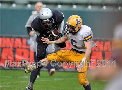 Thumbnail 3 in Madison vs. Escalon (CIF State D3 Final) photogallery.