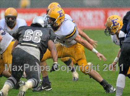 Thumbnail 2 in Madison vs. Escalon (CIF State D3 Final) photogallery.