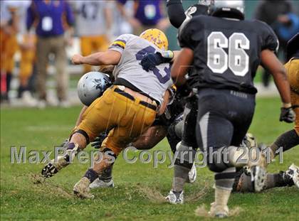 Thumbnail 2 in Madison vs. Escalon (CIF State D3 Final) photogallery.