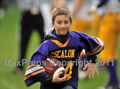 Thumbnail 3 in Madison vs. Escalon (CIF State D3 Final) photogallery.