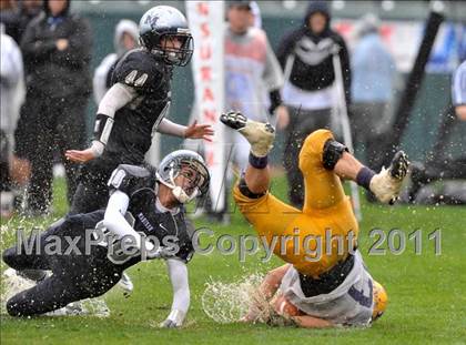 Thumbnail 3 in Madison vs. Escalon (CIF State D3 Final) photogallery.