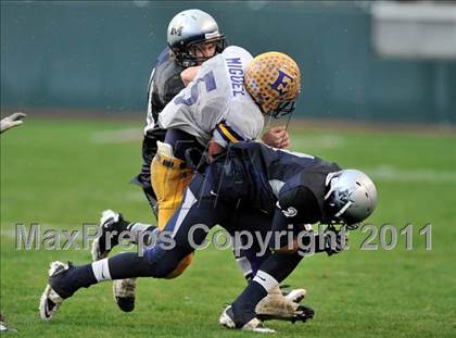 Thumbnail 1 in Madison vs. Escalon (CIF State D3 Final) photogallery.