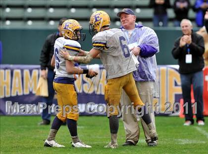 Thumbnail 2 in Madison vs. Escalon (CIF State D3 Final) photogallery.