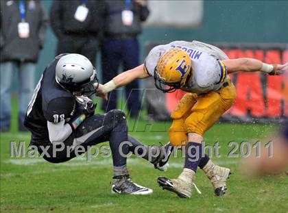 Thumbnail 1 in Madison vs. Escalon (CIF State D3 Final) photogallery.
