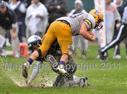 Thumbnail 3 in Madison vs. Escalon (CIF State D3 Final) photogallery.