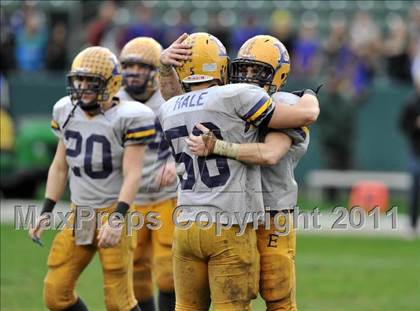 Thumbnail 3 in Madison vs. Escalon (CIF State D3 Final) photogallery.