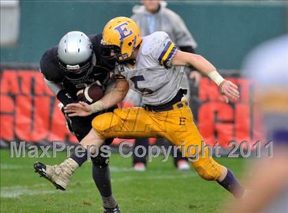 Thumbnail 1 in Madison vs. Escalon (CIF State D3 Final) photogallery.